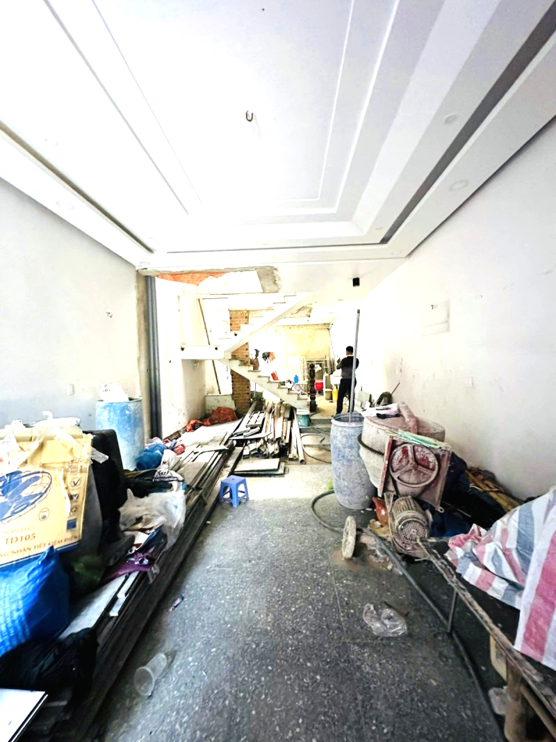 Bán Nhà 3 Tầng Mặt Tiền 105m2_5x21m 📍Gần Chợ Nông Sản Thủ Đức Bình Chiểu Chỉ 6,8 tỷ, - Ảnh 2